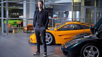 Η Porsche ανακοίνωσε τον αρχισχεδιαστή της McLaren  